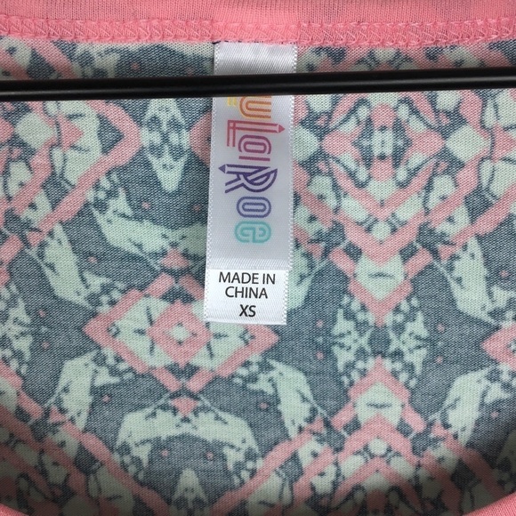 LULAROE Classic T Shirt Raglan Short Sleeve Hi Lo Hem Loose Fit Flowy XS NWT - Picture 7 of 9